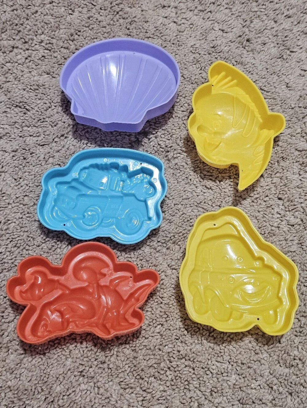 New! Disney Sand Water Beach Bath Toy Molds - Cars & Little Mermaid